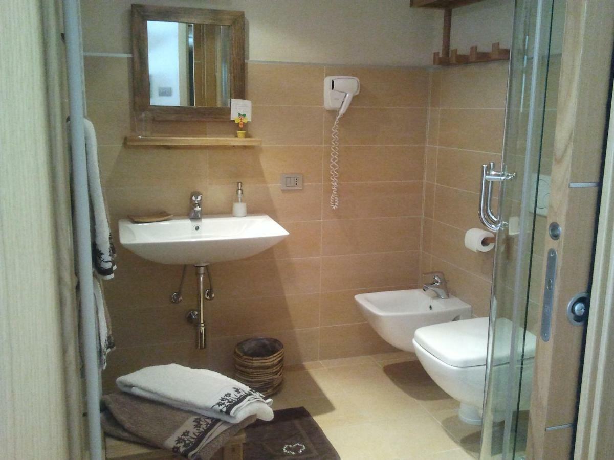 La Niche B&B La Thuile Exterior foto